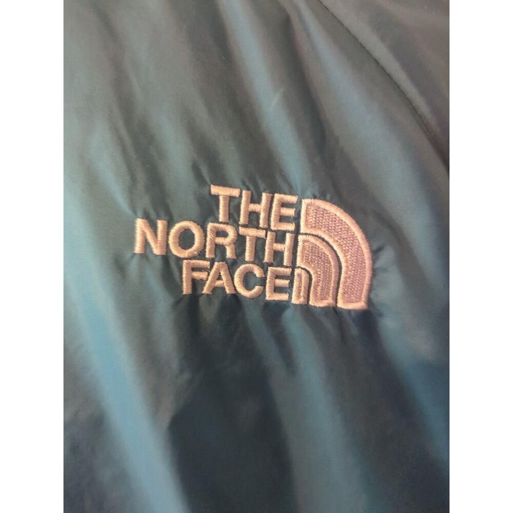 The North Face aquamarine lightweight windbreaker nylon jacket - Picture 6 of 13